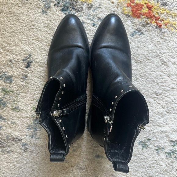 Booties - Picture 4 of 5